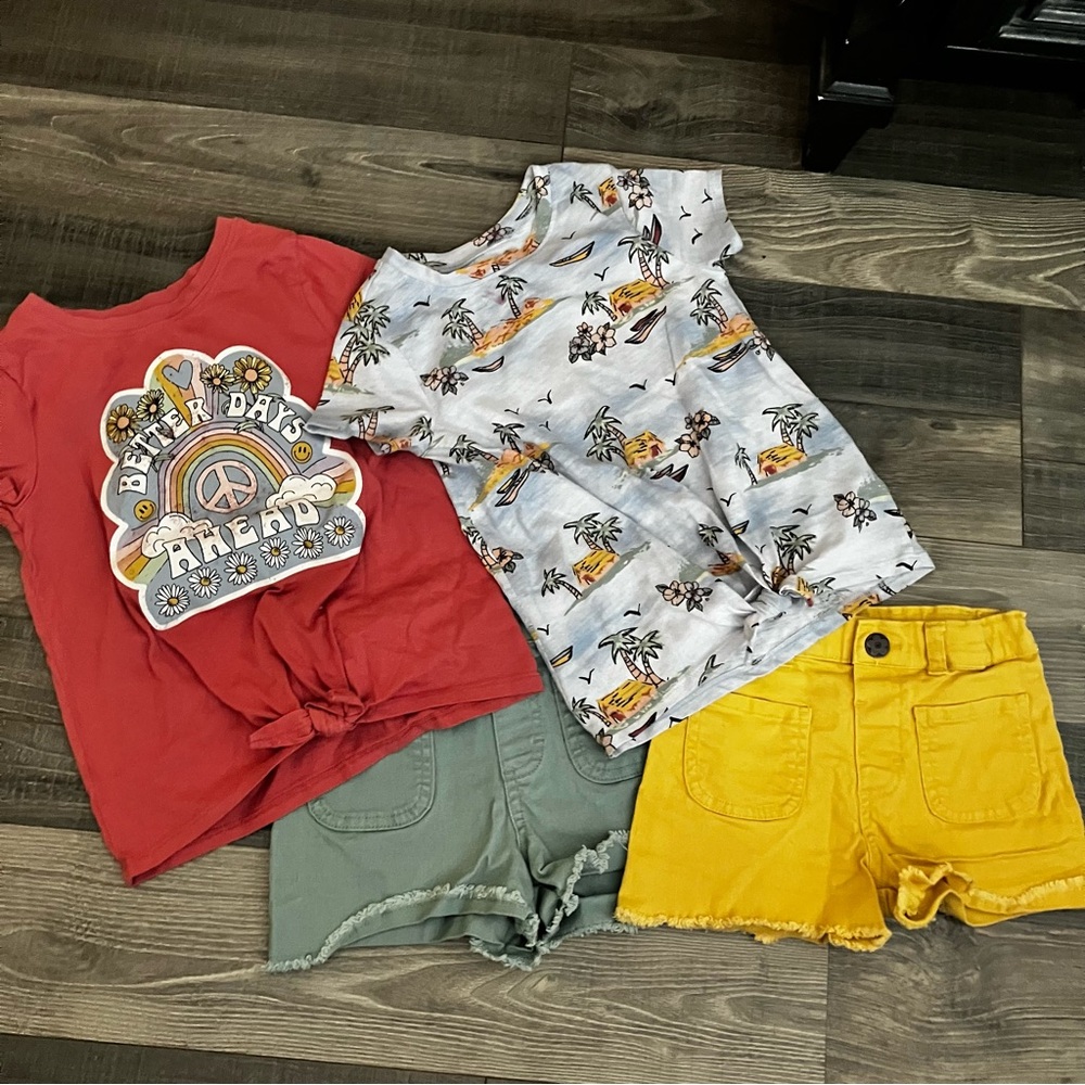 Girls Bundle of 2 outfits EUC